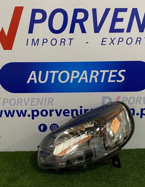 Faro Delantero Fondo Negro FIAT UNO 2015