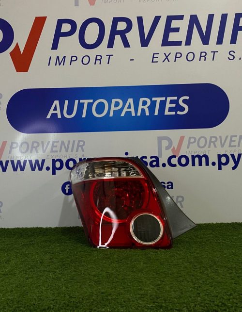Faro Trasero TOYOTA IST 2005