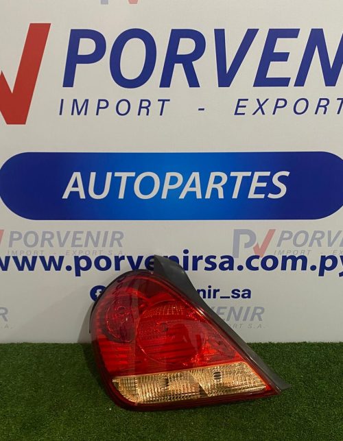 Faro Trasero NISSAN SILPHY